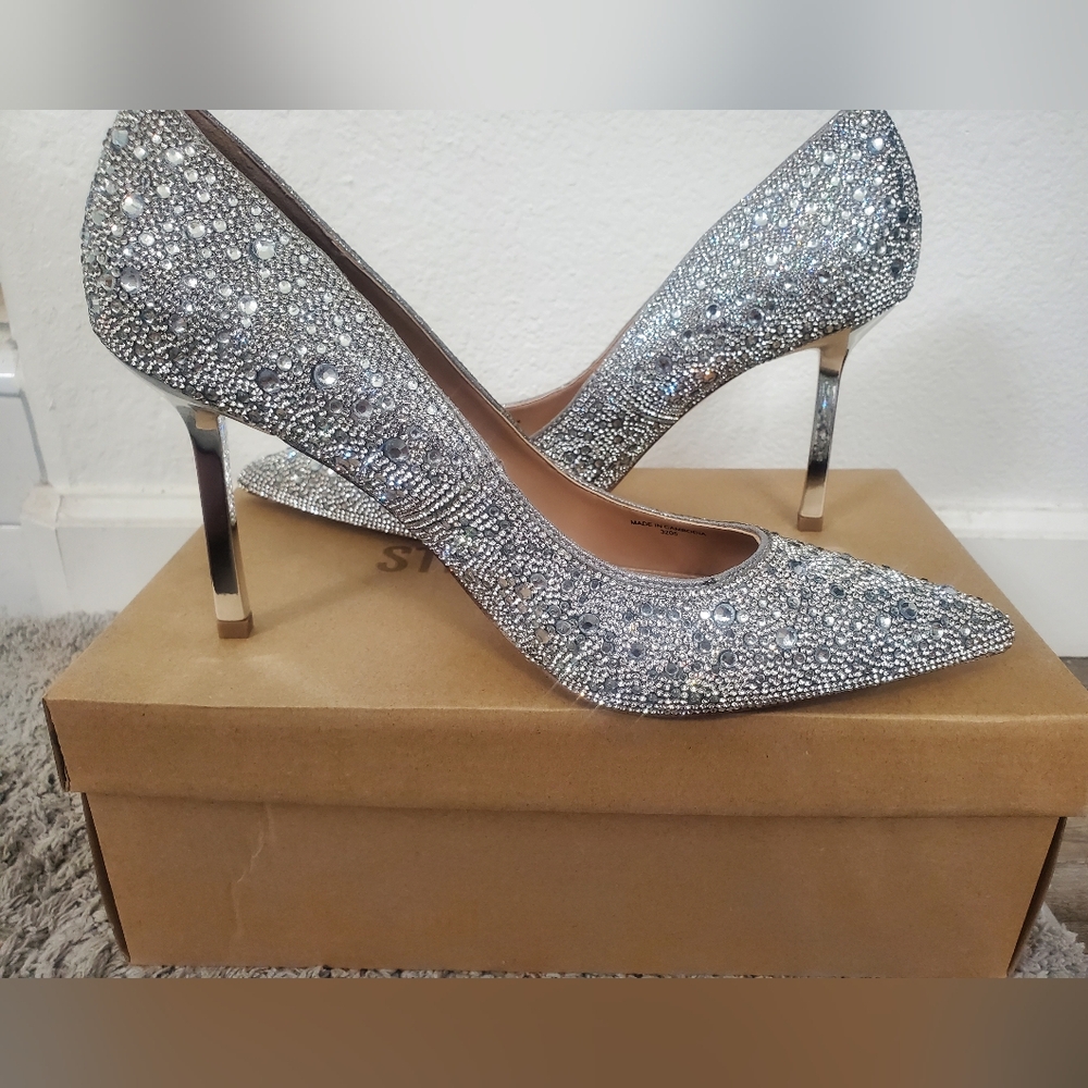 Steve Madden Glittering Silver Heels